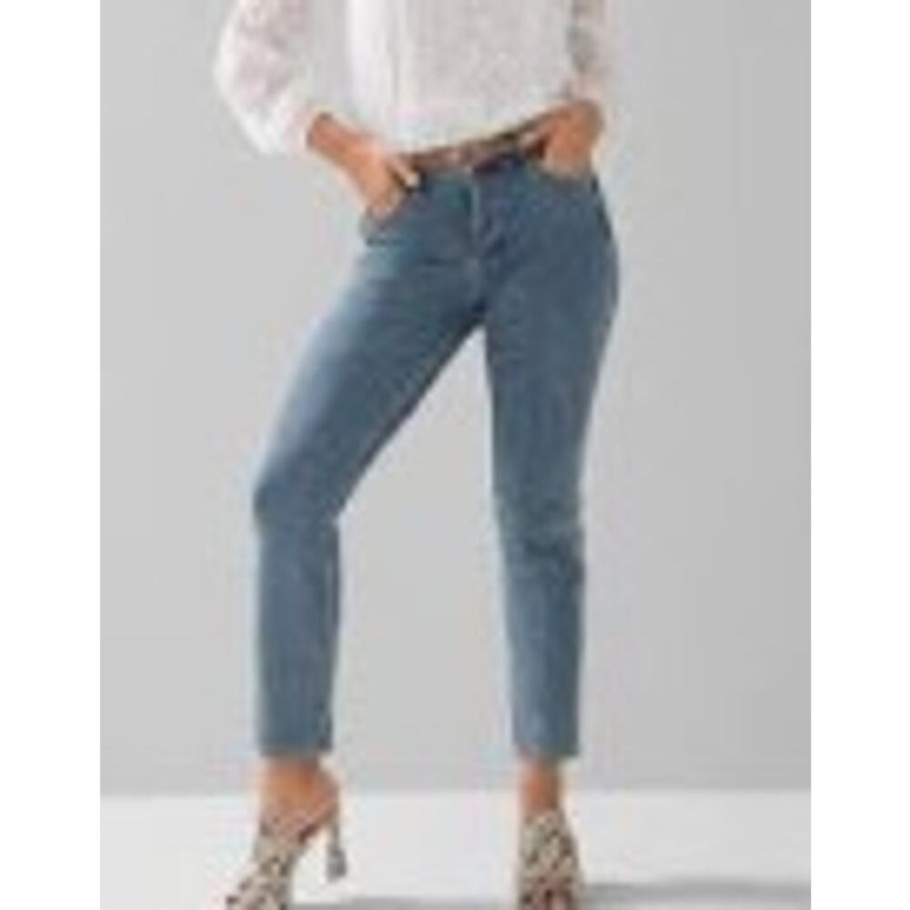 White House Black Market High-Rise Straight Sculpt Jeans – Size 0